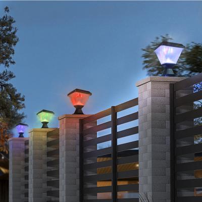 2022 รั้วแนวนอนกันน้ำ IP65 โคมไฟโพสต์กลางแจ้ง Garden Led Gate Solar Pillar Light
